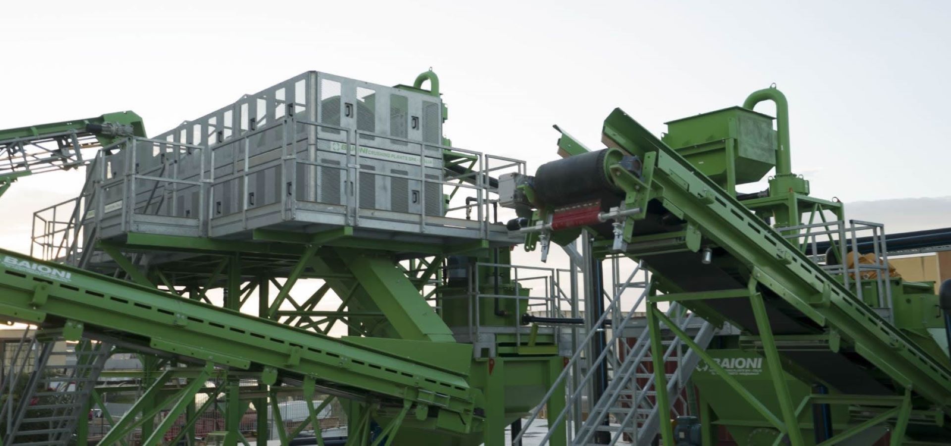 FOTO DI IMPIANTI DI SOIL WASHING - SOIL WASH | Macchinari-per-gestione-inquinamento-suolo | Separazione-granulometrica | Processi-e-Tecnologie | BAIONI CRUSCHING PLANTS FOTO DI IMPIANTI DI SOIL WASHING - SOIL WASH | Macchinari-per-gestione-inquinamento-suolo | Separazione-granulometrica | Processi-e-Tecnologie | BAIONI CRUSCHING PLANTS